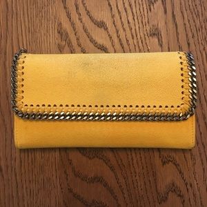 Falabella continental wallet